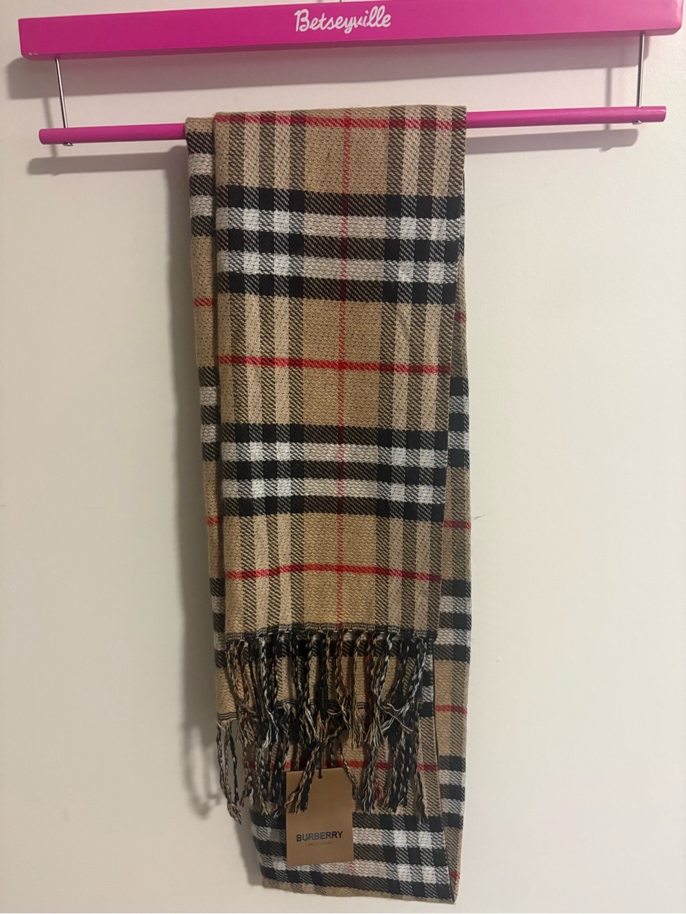 Burberry Cashmere Scarf NWT - Picture 3 of 4